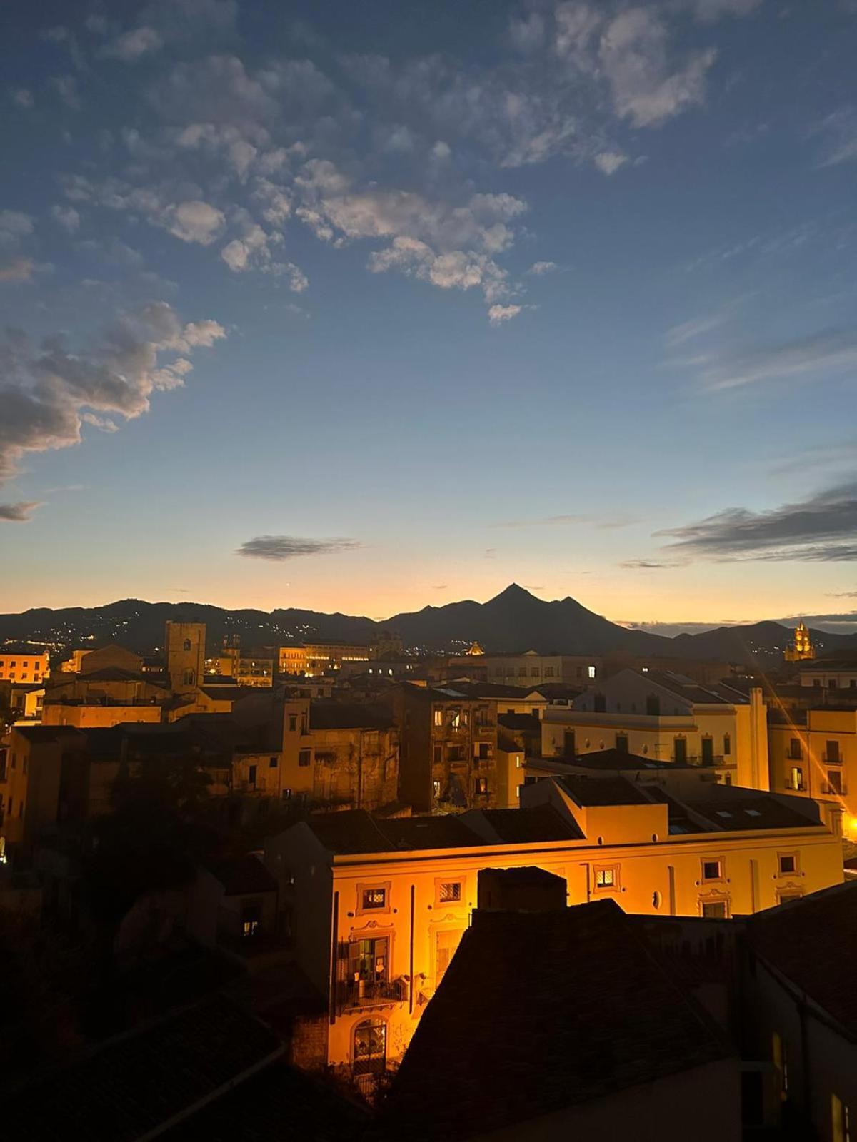 Appartamento La Terrazza Di Palermo Esterno foto